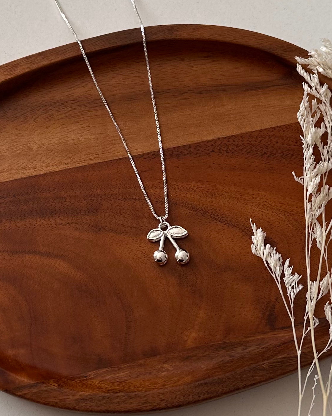 Collar guinda plata