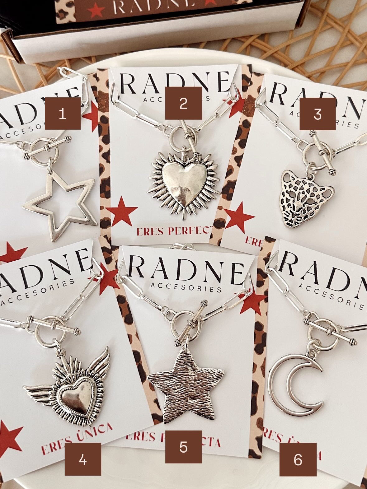 3 Collares $23.990 envio gratis