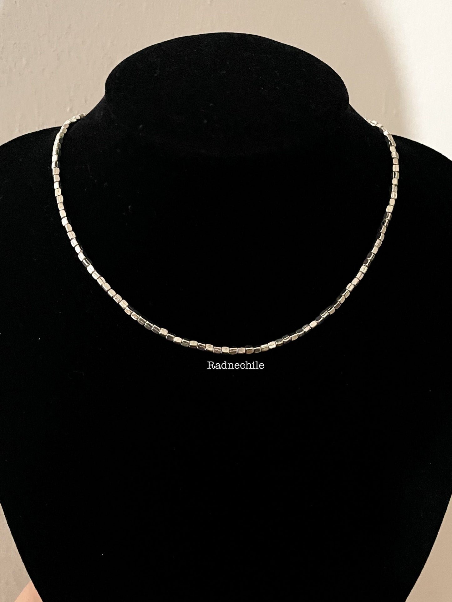 Collar tetrix