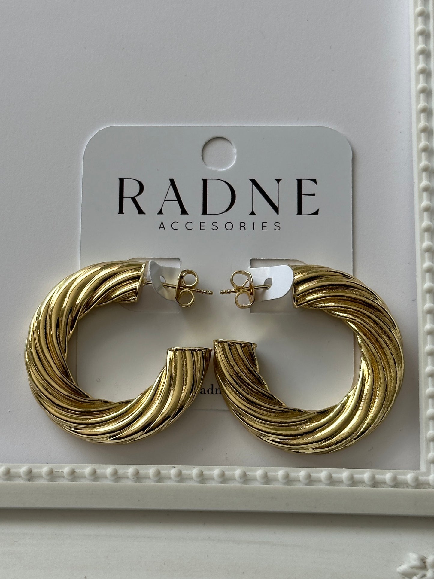 Aros argollas Emilia oro