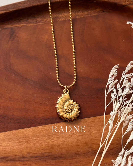 Collar Caracola gold