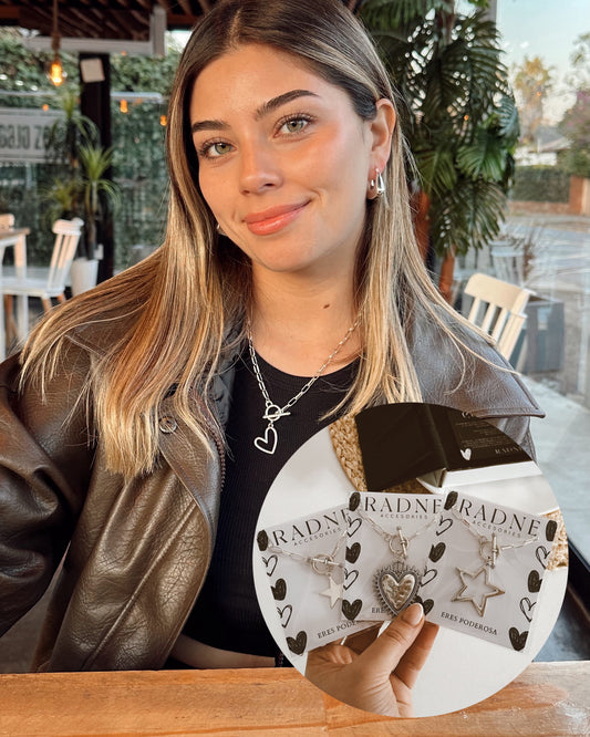 3 Collares $22.990 envío gratis
