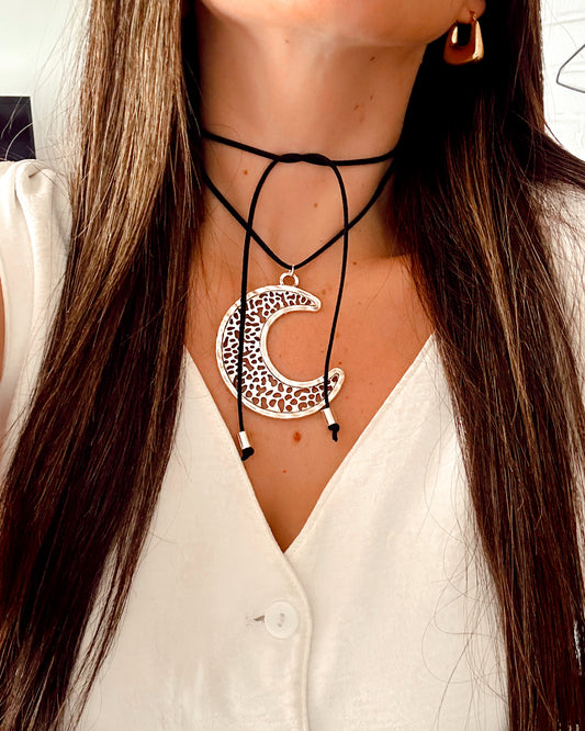 Collar Lina